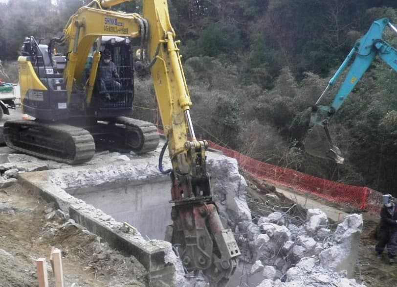 南房総導水路上原地区管水路等撤去工事